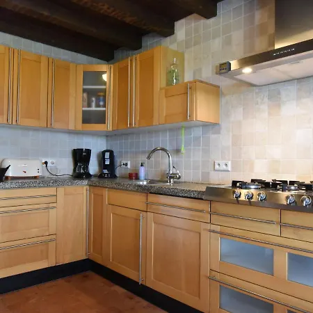 Holiday In Aux Jo Tes With Balcony בית נופש