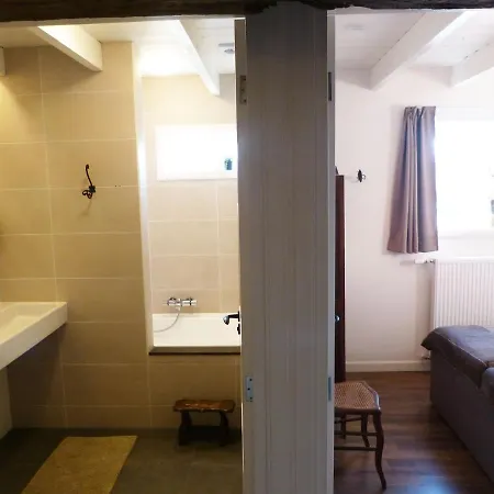 Holiday In Aux Jo Tes With Balcony בית נופש *
