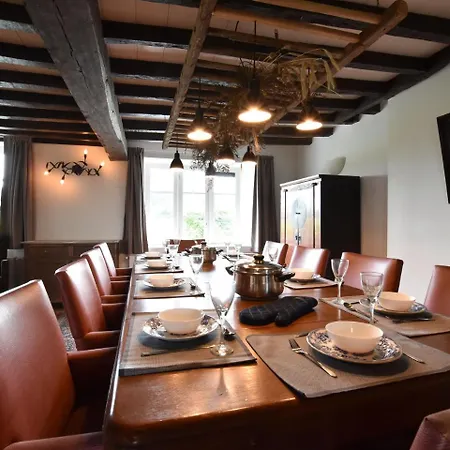Holiday In Aux Jo Tes With Balcony בית נופש La Neuville-aux-Joutes